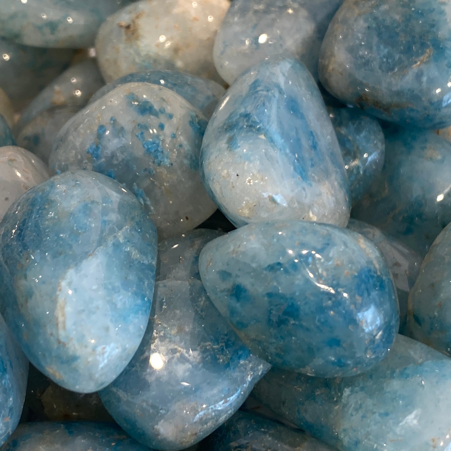 Chrysocolla Included Quartz Stone