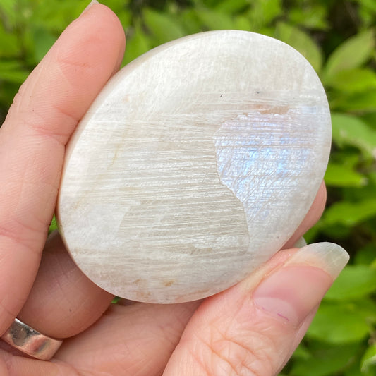 Moonstone Palm Stone