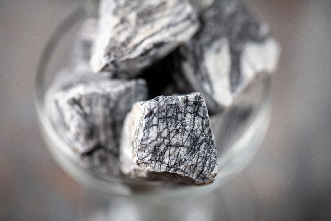 Rough Spiderweb Jasper Stone