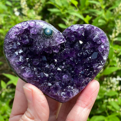 Amethyst Geode Heart, Exact Shown