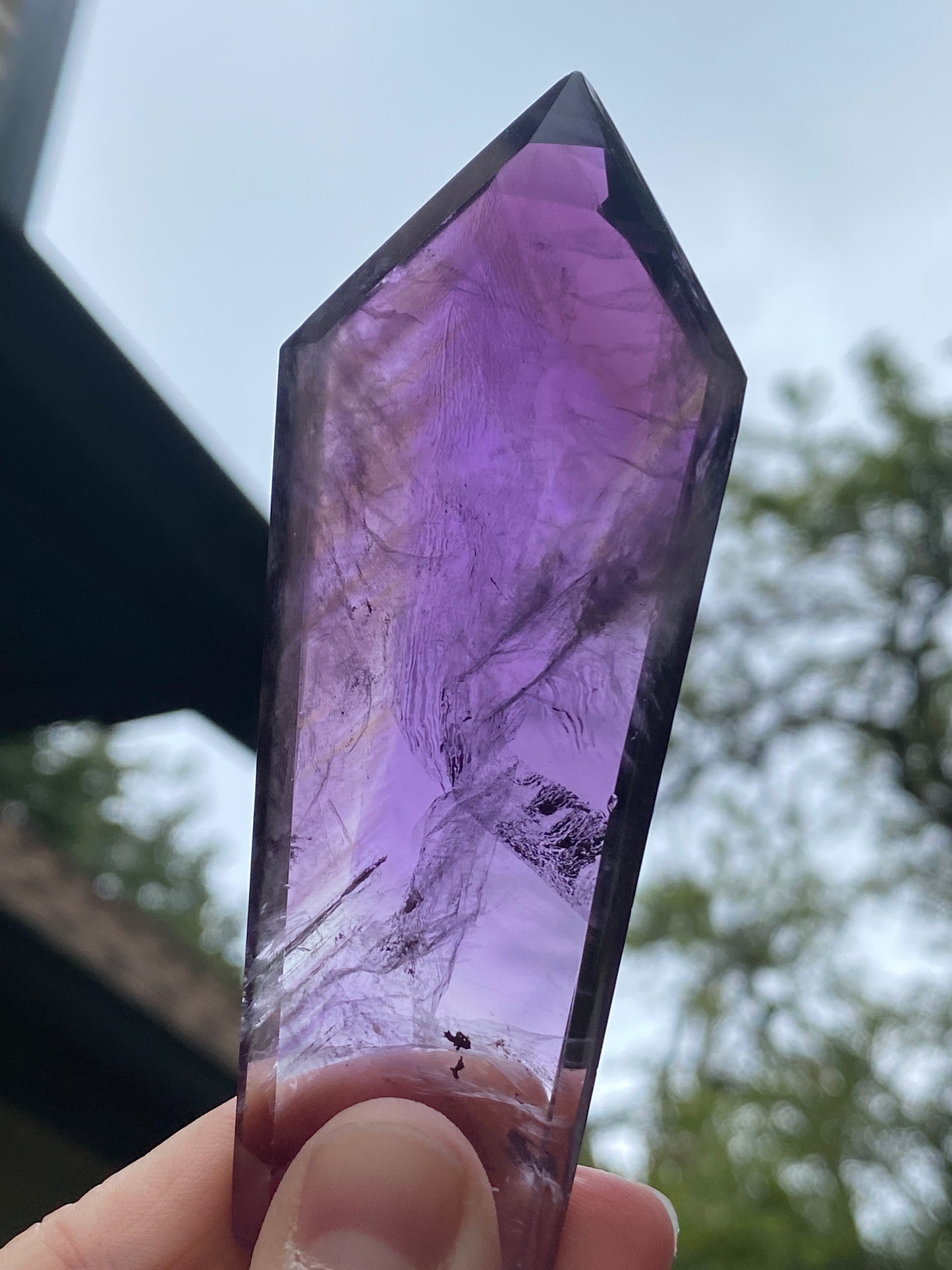 Zoned Phantom Amethyst Point Slab