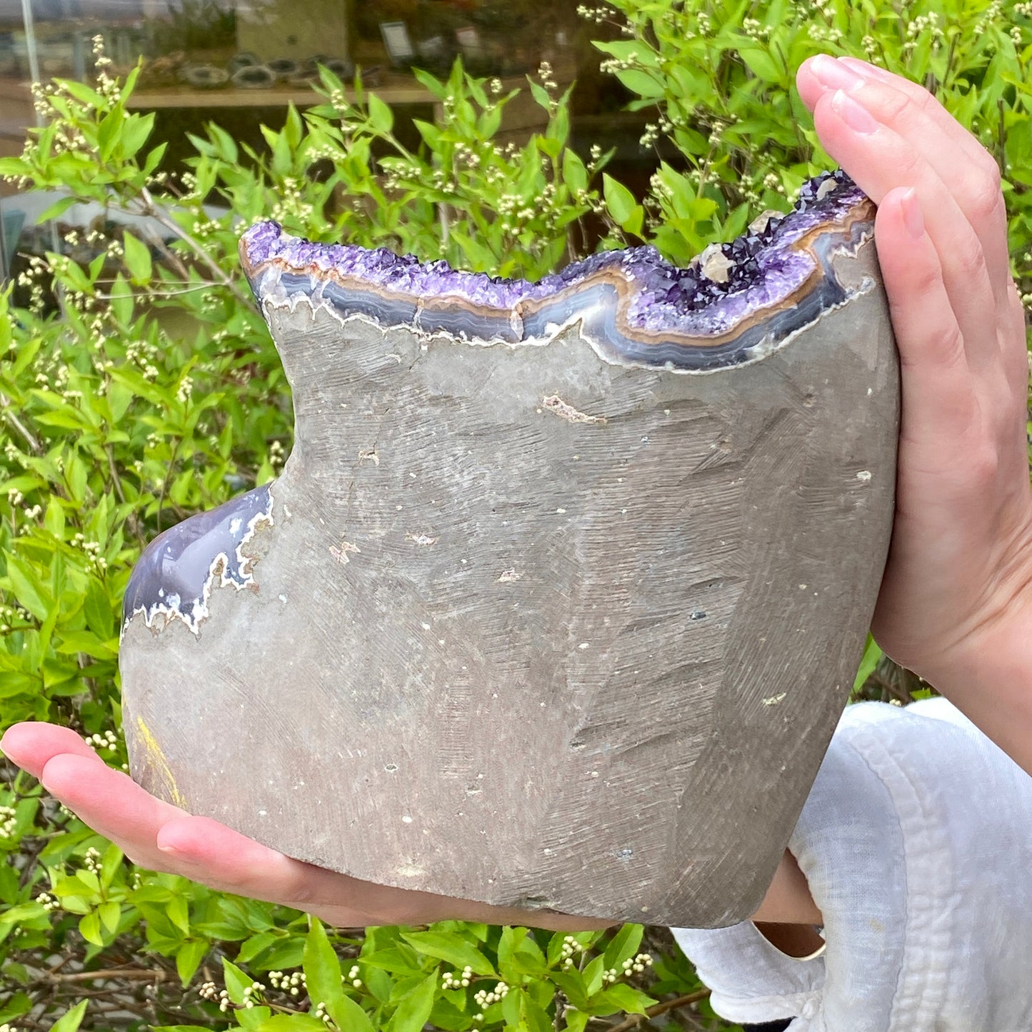 High grade Amethyst Geode Showpiece, Uruguay