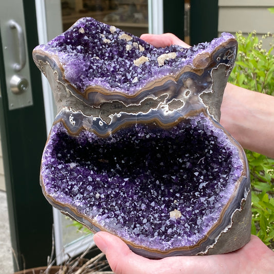 High grade Amethyst Geode Showpiece, Uruguay