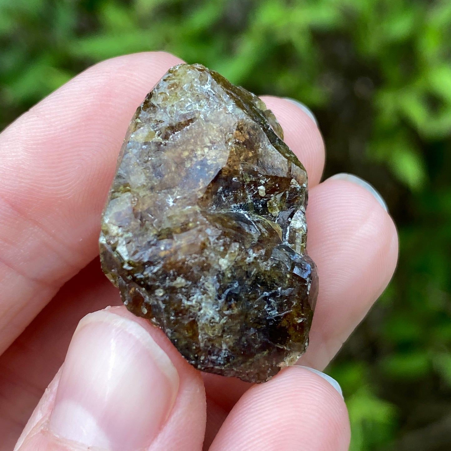 Axinite Gem, Ica Peru