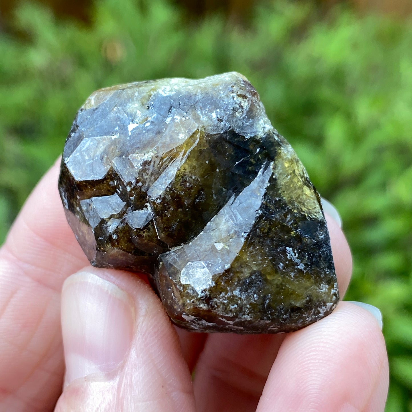 Axinite Gem, Ica Peru