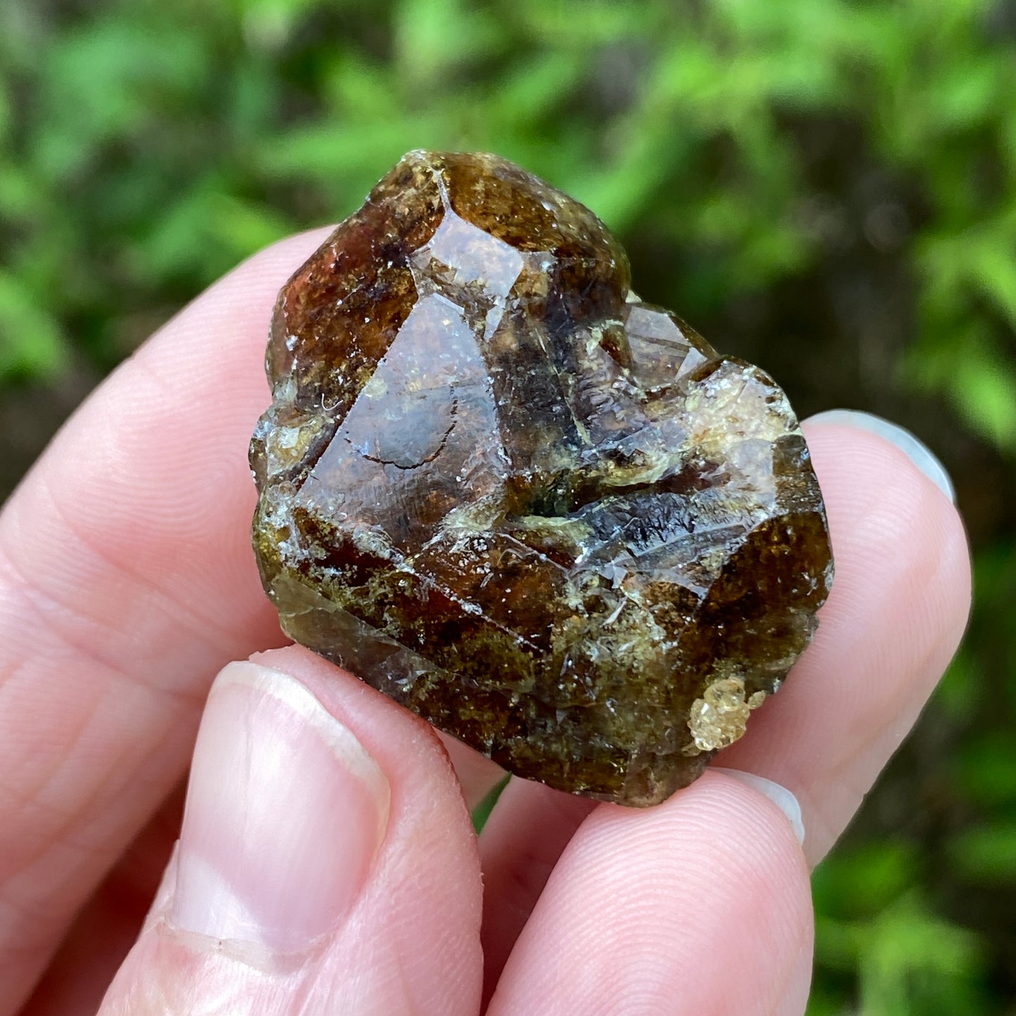 Axinite Gem, Ica Peru