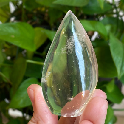 Clear Quartz Sail