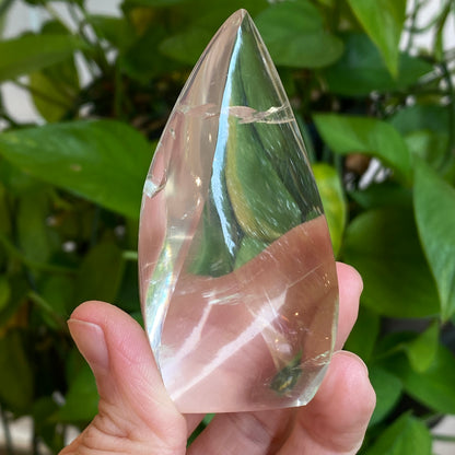 Clear Quartz Sail