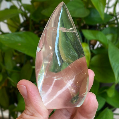 Clear Quartz Sail