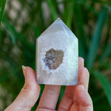 Agate Geode Tower, Natural Color