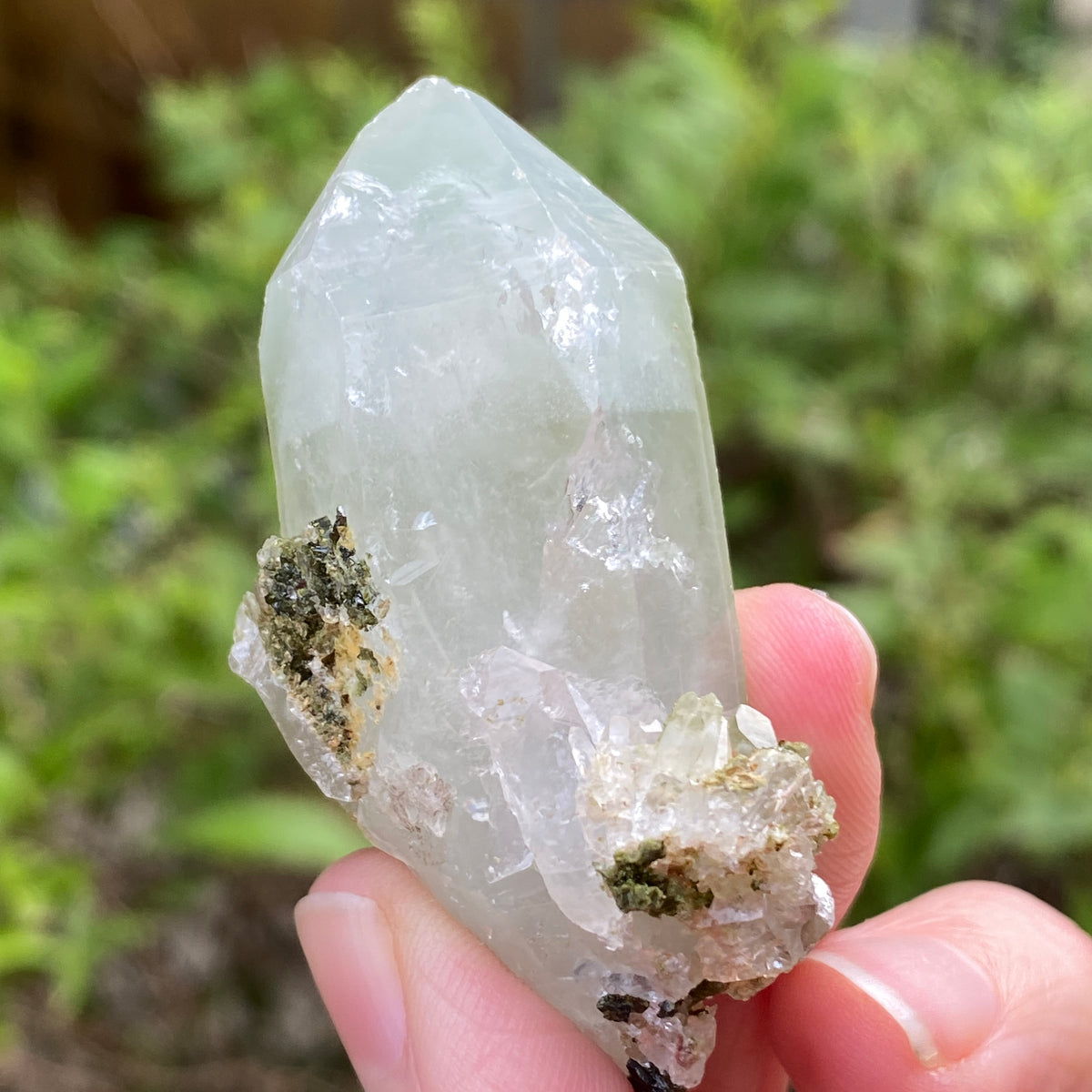 Lime Epidote on Quartz, Turkey