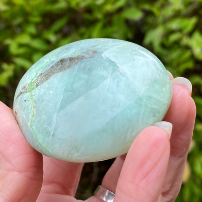 Garnierite Palm Stone