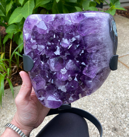 Amethyst Showpiece, 8lbs, old stock Brazil