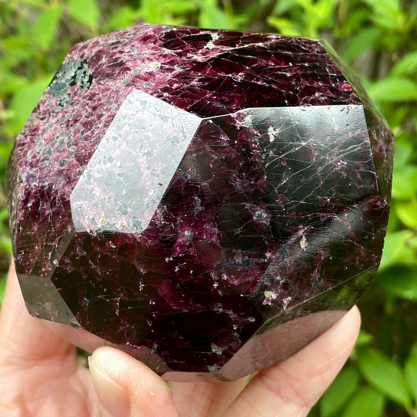 Large Rhodolite Garnet, 2lb, Gemmy