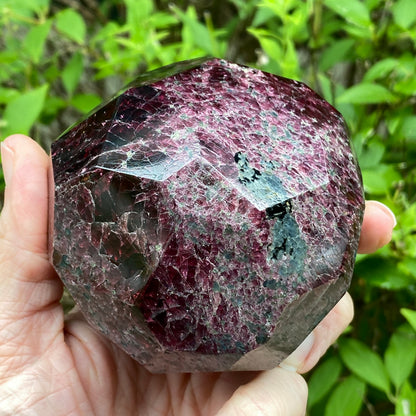 Large Rhodolite Garnet, 2lb, Gemmy
