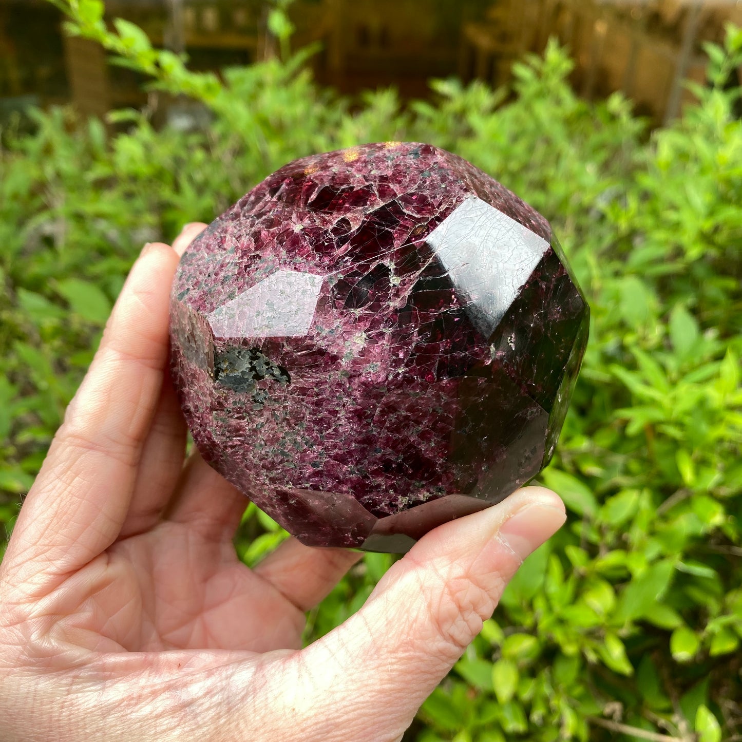 Large Rhodolite Garnet, 2lb, Gemmy