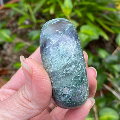 Moss Agate Palm Stone