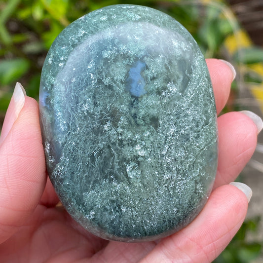 Moss Agate Palm Stone