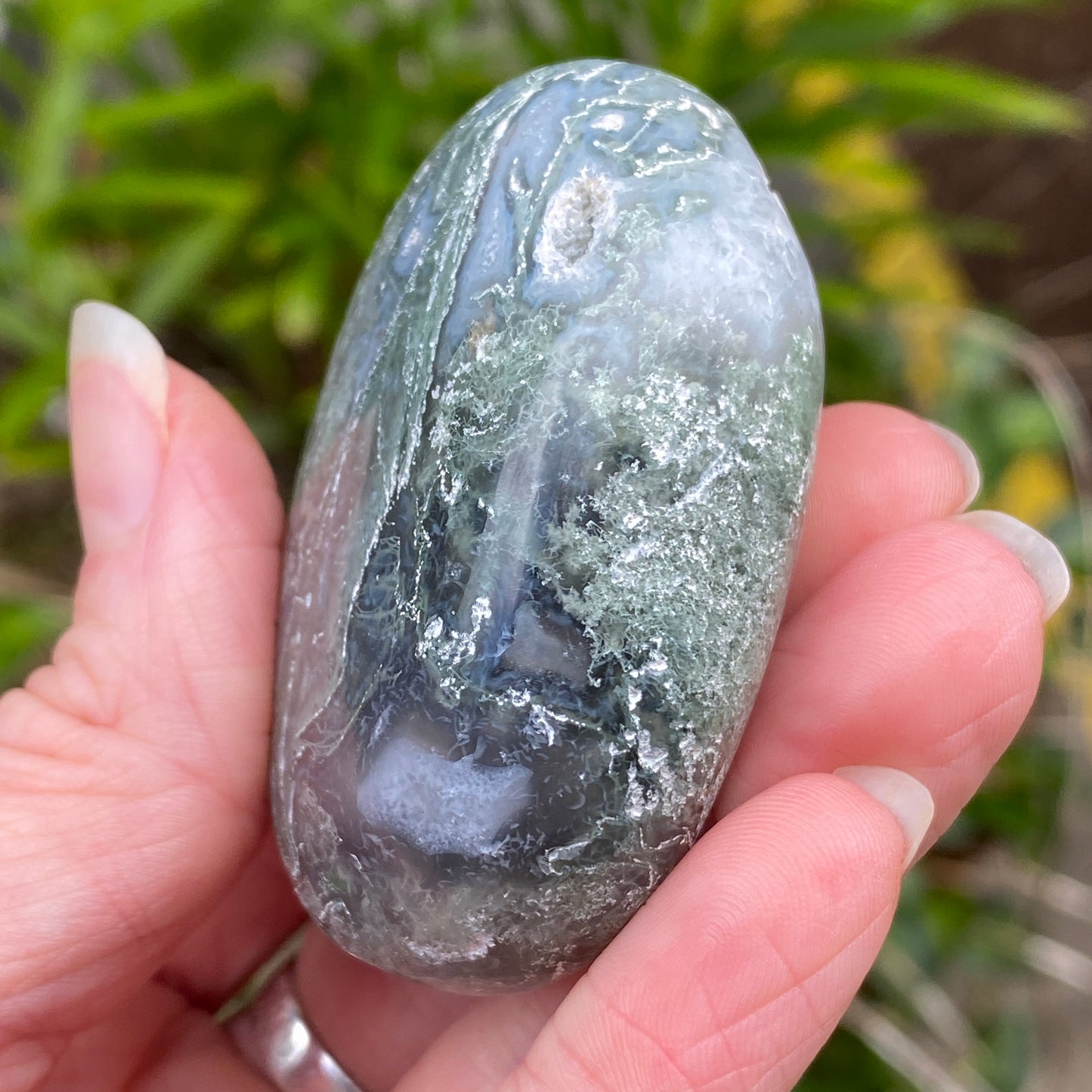 Moss Agate Palm Stone