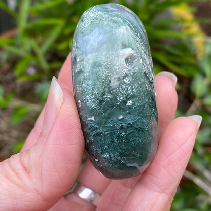 Moss Agate Palm Stone