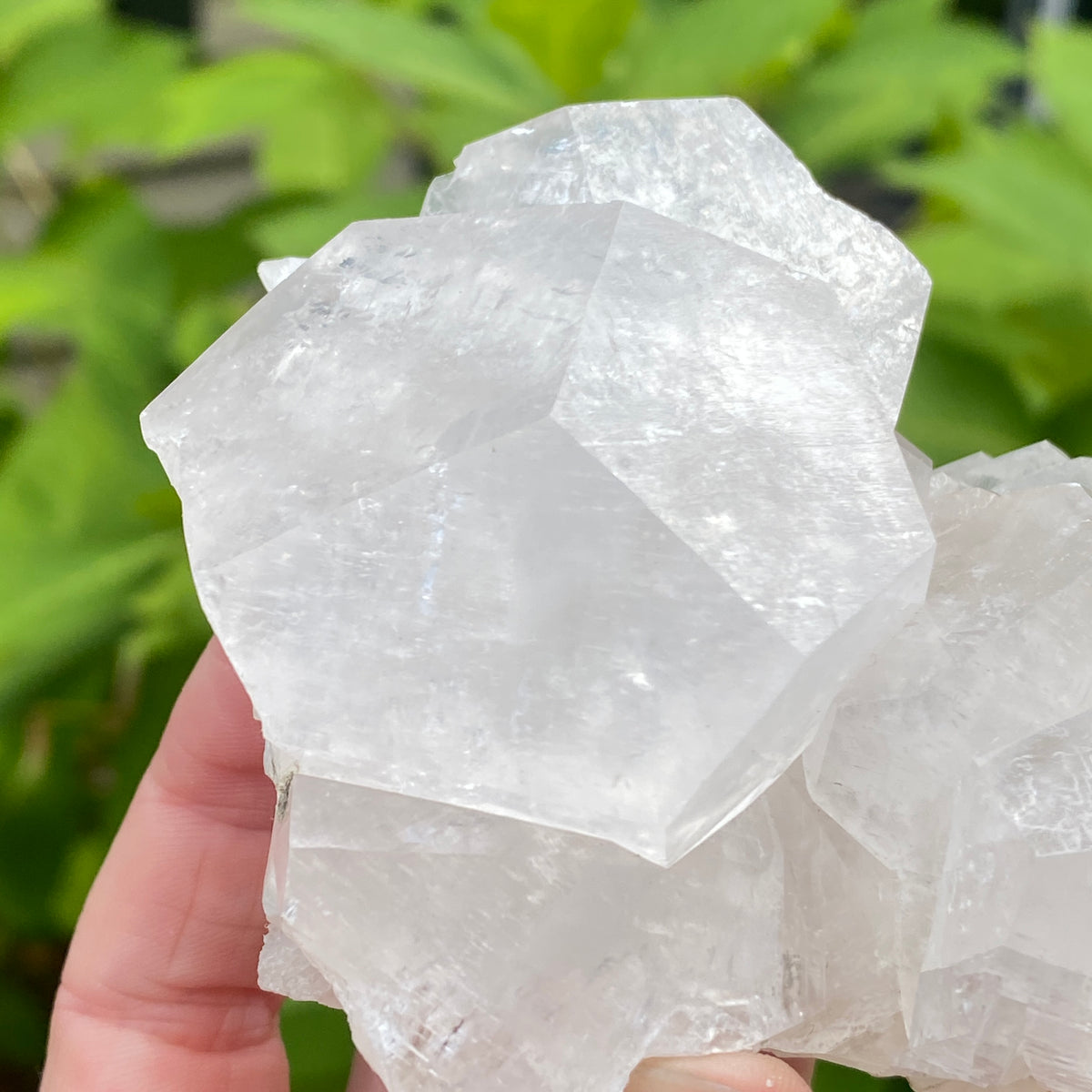 Highly Fluorescent Mercedes Calcite, Hunan