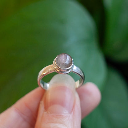 Lavender Labradorite Ring, Sterling Silver, Size 8