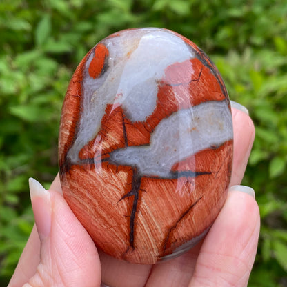 Red Jasper Palm Stone
