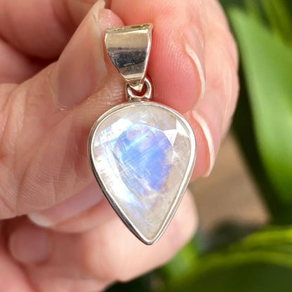 Rainbow Moonstone Pendant, .925 Sterling Silver