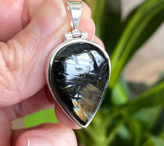 Nuummite Pendant, .925 Sterling Silver