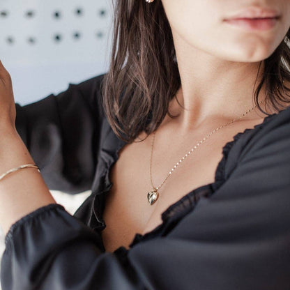 Golden Heart Locket, Gold