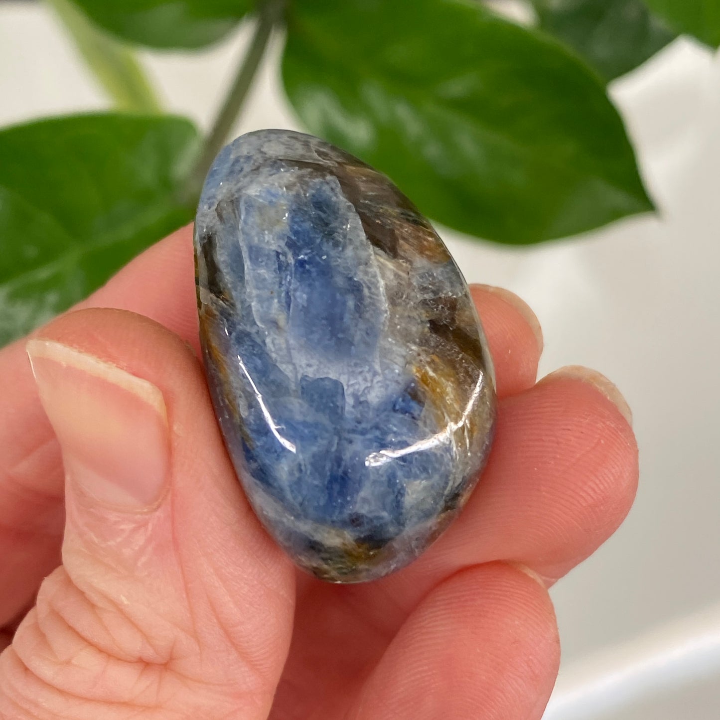 Blue Kyanite Stone