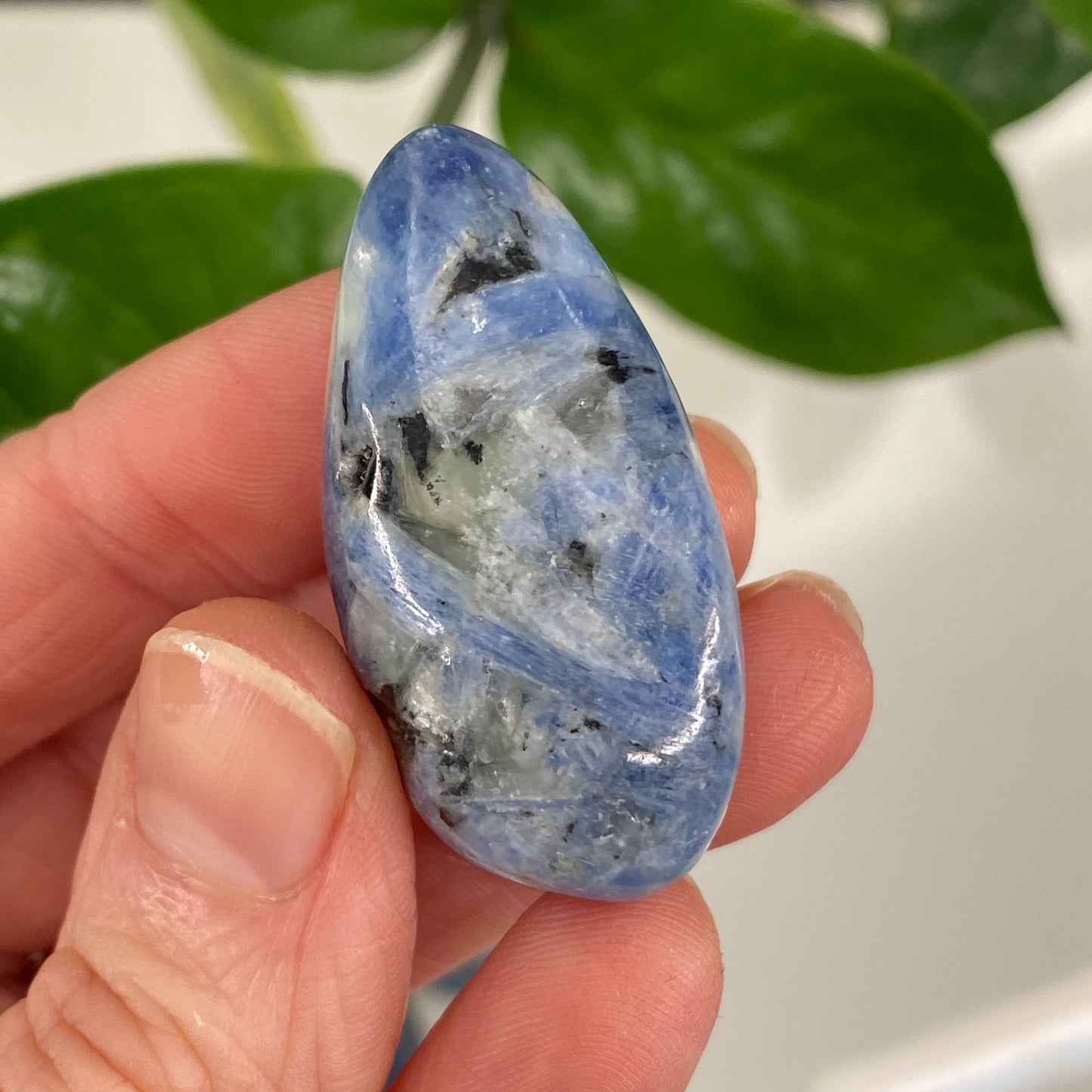 Blue Kyanite Stone