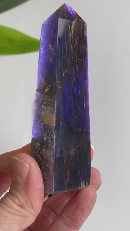 Gem Lepidolite Tower