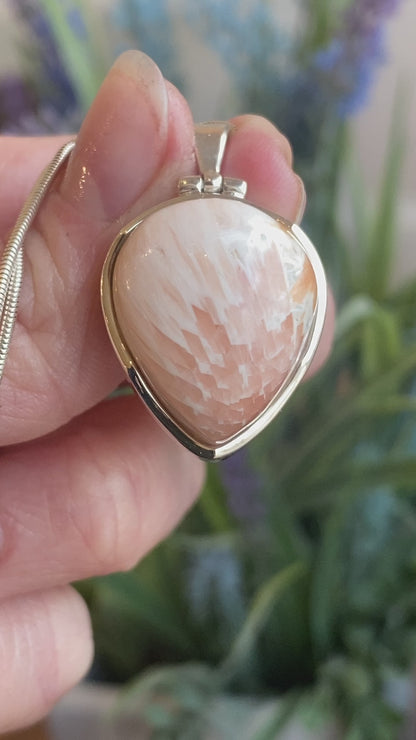 Scolecite with Stilbite Pendant