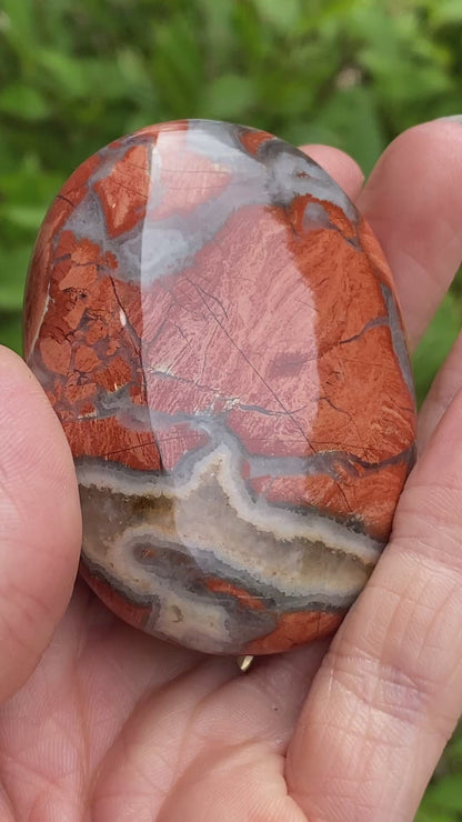 Red Jasper Palm Stone