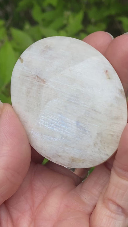 Moonstone Palm Stone
