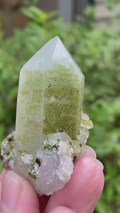Lime Epidote on Quartz, Turkey