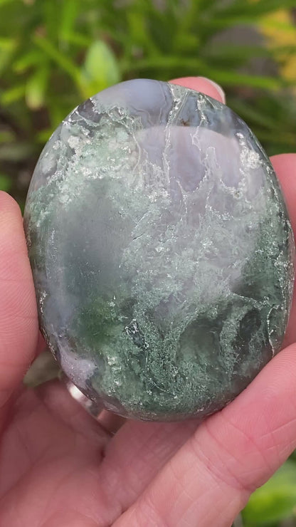 Moss Agate Palm Stone