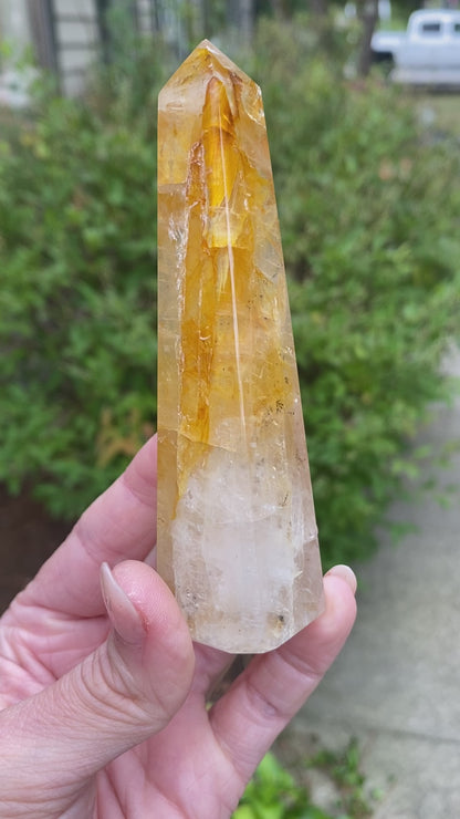 Golden Quartz with Dendrites, Obelisk