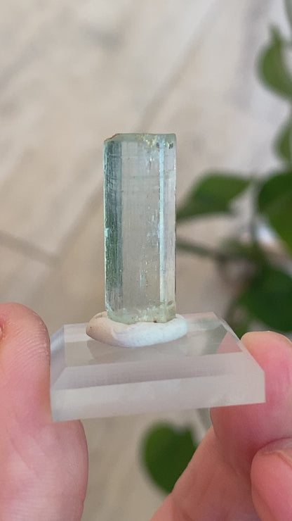 Aquamarine Crystal, Awkwanda, Nigeria